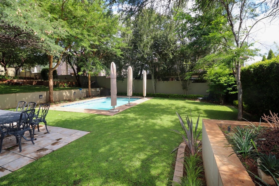 5 Bedroom Property for Sale in Wilkoppies North West